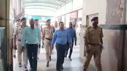 मथुरा: मुंडिया पूर्णिमा मेले पर कल से चलेगी स्पेशल ट्रेन, DRM ने प्रेस वार्ता में दी जानकारी