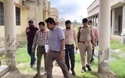 बांसी: जिलाधिकारी ने राजकीय इंटर कॉलेज पजौहा में स्वच्छ पाइप पेयजल सुविधा का किया औचक निरीक्षण