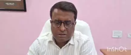 गोपालगंज: जिले में मतदाता के लिए स्पेशल टीम गठित, BLO घर-घर जाकर दे रहे हैं नॉमिनेशन फॉर्म: सदर SDM