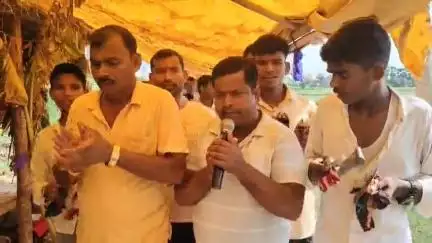 हरनौत: मुशहरी गांव के पास NH 20 किनारे नव निर्मित मंदिर में मूर्ति प्राण प्रतिष्ठा के लिए 24 घंटे का अखंड कीर्तन