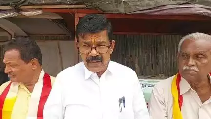 ಚನ್ನಪಟ್ಟಣ: ಬಾಗಿನ ಬಿಟ್ಟು ತಮಿಳುನಾಡಿಗೆ ನೀರು ನಮ್ಮ ಕೆರೆಗಳು ಖಾಲಿ‌ಖಾಲಿ: ಪಟ್ಟಣದಲ್ಲಿ ಕಕಜವೆ ರಾಜ್ಯಾದ್ಯಕ್ಷ ರಮೇಶ್ ಗೌಡ