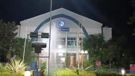 বহরমপুর: নারী শক্তিকে প্রাধান্য দিয়ে নৃত্যের চমক 
ঝংকার নৃত্য মন্দিরের তৃতীয় বার্ষিক অনুষ্ঠান রবীন্দ্রসদনে