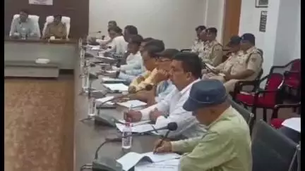 मऊगंज: कलेक्टर कार्यालय में आगामी त्यौहारों को लेकर जिला स्तरीय शांति समिति की हुई बैठक, कलेक्टर व SP ने लिए सुझाव