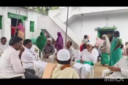 తాండూరు: గుండెపోటుతో మృతి చెందిన భగవాన్ కరీం కుటుంబానికి ఆర్థిక సాయం అందించిన బిజెపి రాష్ట్ర సీనియర్ నాయకులు కర్ణం ప్రహ్లాద్రవ్