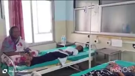 उमरगा: येणेगुर येथील कॅप्टन जोशी स्मारक विद्यालयातील 29 विद्यार्थ्यांना विषबाधा,उमरगा उपजिल्हा रुग्णालयात उपचार सुरू
