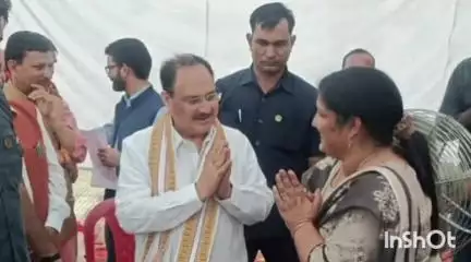 इंदौरा: पूर्व विधायक इंदोरा ने भाजपा के राष्ट्रीय अध्यक्ष से उनके निवास स्थान पर की भेंट, इंदोरा आने का दिया न्योता