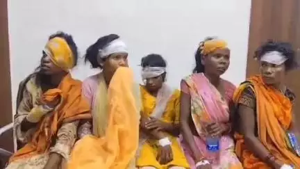 मेदिनीनगर (डालटनगंज): कउवल में नेशनल हाईवे 98 पर पिकअप सवारी गाड़ी डिवाइडर से टकराई, तीन मजदूरों की मौत और 30 से अधिक घायल