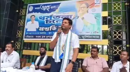 নওদা: নওদার আমতলা কলেজ প্রাঙ্গনেএকুশে জুলাইয়ের প্রস্তুতি সভা ছাত্র পরিষদের উদ্যোগে