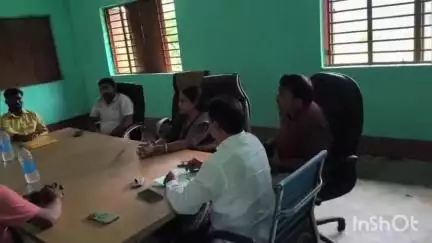 टुंडी: टुंडी केसका गांव में स्वच्छता सर्वेक्षण शुरू, केंद्रीय टीम ने किया निरीक्षण