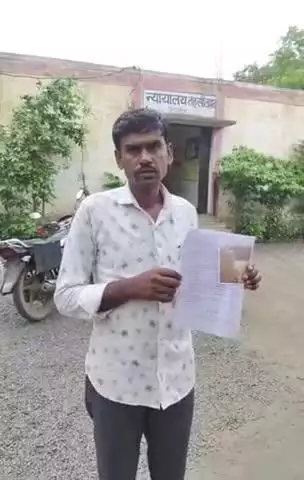 जीरापुर: माचलपुर: शासकीय भूमि से अतिक्रमण हटाने के लिए फरियादी काट रहा दफ्तरों के चक्कर, मिला आश्वासन