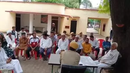 लालसोट: लालसोट थाने में मोहर्रम की तैयारियों को लेकर शांति समिति की बैठक हुई आयोजित, थानाधिकारी ने की शांति बनाए रखने की अपील
