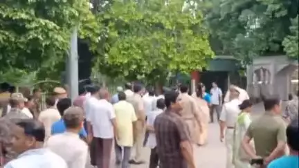 ময়নাগুড়ি: আসন্ন শ্রাবণী মেলা উপলক্ষে জল্পেশ মন্দির ও তিস্তা নদীর ঘাটে নিরাপত্তার বিষয়টি খতিয়ে দেখলেন জেলা প্রশাসন