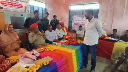 मनोहरथाना: सेमलीहाट शिविर में ग्रामीणों ने विधायक से कृषि पर्यवेक्षक और पशुधन सहायक की की शिकायत