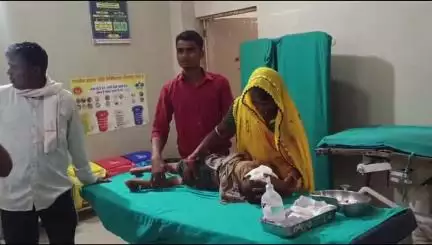 बांसवाड़ा: बरोड़ा गांव में बच्चा घर के पास सड़क पार करते समय बाइक से टकराया, सिर पर लगी चोट, एमजी अस्पताल में उपचार