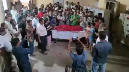 बावड़ी: पुजा मावर का देहदान एम्स जोधपुर में, बेटी गई पर कई ज़िंदगियों में रोशनी छोड़ गई, समाज को प्रेरणादायक दिया संदेश