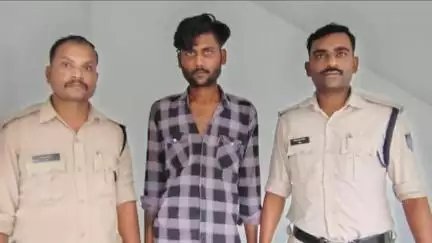 मैहर: ऑटो चालकों व राहगीरों को परेशान करने वाले आदतन अपराधी को पुलिस ने पकड़कर न्यायालय में पेश किया