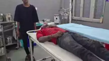 बैतूल नगर: पुरानी रंजिश में युवक ने व्यक्ति से की मारपीट, लोहिया वार्ड में हुई घटना, गंभीर हालत में अस्पताल में भर्ती