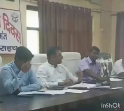 कैसरगंज: कैसरगंज में दिव्यांगों को मतदाता सूची से जोड़ने के लिए एसडीएम ने बीएलओ को दिए निर्देश