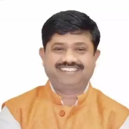 प्रयागराज में जरूरतमंदों के लिए 2.26 करोड़ की सहायता की मंत्री नंद गोपाल गुप्ता नंदी ने, पेश की मिसाल