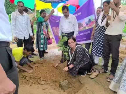 ସୁନ୍ଦରଗଡ ସହର: ଜିଲ୍ଲା ଆଇନ୍ ସେବା ପ୍ରାଧିକରଣ ତରଫରୁ ଭବାନୀ ପୁର ଏକଲବ୍ୟ ଆଦର୍ଶ ଆବାସିକ ବିଦ୍ୟାଳୟ ଓ କେନ୍ଦ୍ରୀୟ ବିଦ୍ୟାଳୟରେ ବନ ମହୋତ୍ସବ ସପ୍ତାହ ପାଳନ