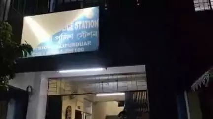 আলিপুরদুয়ার ২: ডাঙ্গী কলোনি এলাকার এক যুবকের আত্মহত্যা নিয়ে চাঞ্চল্য ছড়িয়েছে