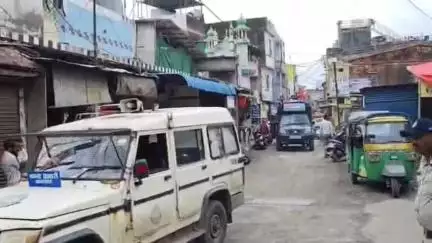 रतलाम: मोहर्रम पर्व से पहले पुलिस अलर्ट, कालिका माता मंदिर से निकला फ्लैग मार्च शहर के कई क्षेत्रों से गुज़रा