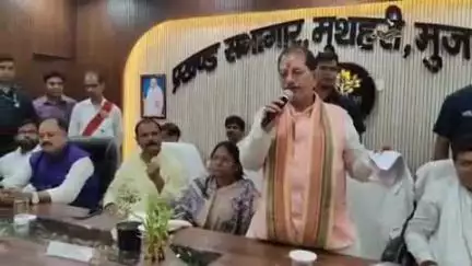 मुशहरी: मुशहरि प्रखंड कार्यालय में डिप्टी सीएम ने 20 सूत्री भवन का उद्घाटन किया