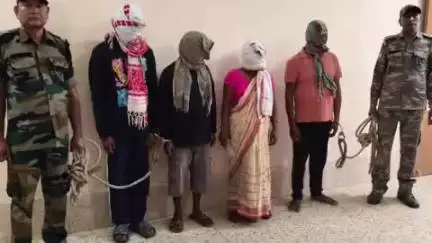बिशुनपुर: गूंगा टोली में सरकारी नौकरी के लिए सौतेले भाई की हत्या, पुलिस ने मां और बेटे सहित 4 आरोपियों को किया गिरफ्तार