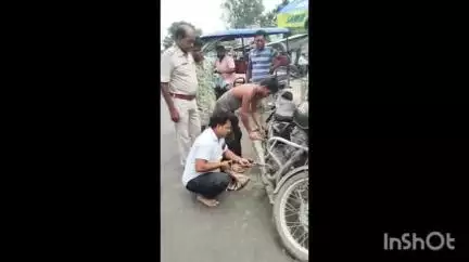 রতুয়া ২: পীরগঞ্জে পুলিশের অভিযান, উচ্চস্বরে আওয়াজ করা বাইকগুলি থেকে খুলে ফেলা হল সাইলেন্সার