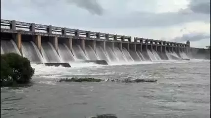 ಬಳ್ಳಾರಿ: ತಿಂಗಳಾಂತ್ಯಕ್ಕೆ ಟಿ.ಬಿ.ಡ್ಯಾಂ ಕ್ರಸ್ಟ್ ಗೇಟ್‌ಗಳ ಅಳವಡಿಕೆಗೆ ಕ್ರಮ ಕೈಗೊಳ್ಳಿ: ನಗರದಲ್ಲಿ ತುಂಗಭದ್ರ ರೈತ ಸಂಘ ಮನವಿ