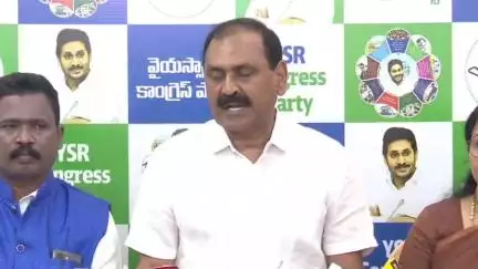 గిట్టుబాటు ధర లేక రాష్ట్రంలో మామిడి రైతులు ఆత్మహత్యలు చేసుకునే దుస్థితి ఏర్పడింది: వైసీపీ రాష్ట్ర నేత భూమన కరుణాకర్