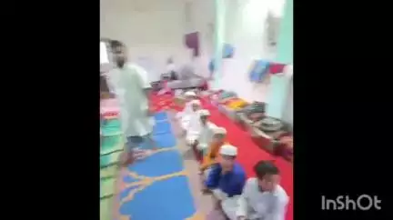 হরিশ্চন্দ্রপুর ২: মাদ্রাসায় পঠরতো খুদে পড়ুয়াদের সাথে দেখা করতে সহযোগিতা প্রদানে বারদুয়ারি এলাকায় পৌঁছলেন জেলা পরিষদ সদস্য