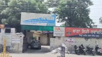ਨਵਾਂਸ਼ਹਿਰ: ਥਾਣਾ ਸਿਟੀ ਨਵਾਂਸ਼ਹਿਰ ਪੁਲਿਸ ਨੇ ਇੱਕ ਪੇਟੀ ਨਜਾਇਜ਼ ਸ਼ਰਾਬ ਨਾਲ ਇੱਕ ਨੌਜਵਾਨ ਕੀਤਾ ਕਾਬੂ
