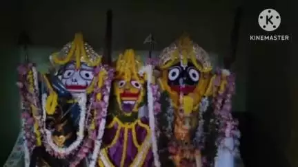 ବାଲିଗୁଡା: ବାଲିଗୁଡା,ଠାରେ ପବିତ୍ର ଘୋଷଯାତ୍ରା ଅବସରରେ ଶୁକ୍ରବାର  ସକାଳୁ  ମାଉସୀ ମା' ମନ୍ଦିରରେ ଚତୁର୍ଦ୍ଧାମୂର୍ତ୍ତୀଙ୍କ କାଞ୍ଚି ଅଭିଯାନ ବେଶ ଅନୁଷ୍ଠି