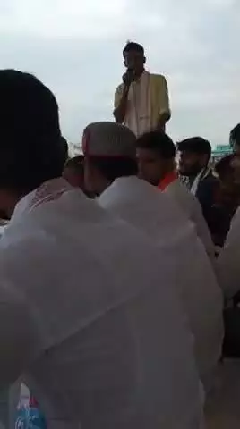 वीकेएसयू विश्व विद्यालय आरा में छात्र समसेया lलेकर  एक दिवसीय धरना का सम्बोधन किए