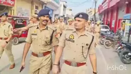 संभल: DIG मुरादाबाद मंडल मुनिराज ने SP के साथ कावड़ यात्रा, श्रावण मास व मोहर्रम को लेकर अधिकतर क्षेत्रों में किया फ्लैग मार्च