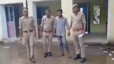 अतर्रा: अतर्रा में अतर्रा पुलिस ने 24 घंटे के अंदर चोरियों का किया खुलासा, आभूषण सहित नकदी हुई बरामद
