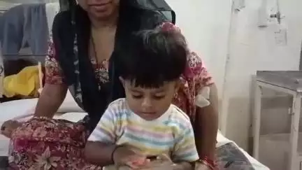 मंदसौर: जिला अस्पताल से 1 साल की बच्ची को चोरी करने की कोशिश, मां के जागने पर चोर भागा