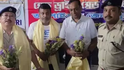 জলপাইগুড়ি: জলপাইগুড়িতে জেলা পুলিশ রোড সেফটি সপ্তাহের ৪ র্থ দিন উদযাপন করল একগুচ্ছ সচেতনতামূলক কর্মসূচির মাধ্যমে