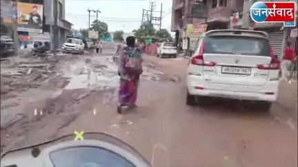 loni Update News || जाहिद एंड कंपनी सीवर डालने के नाम पर जनता की जान से खेल रही #Loni https://youtu.be/AFM3BFq7J_Y?si=ze