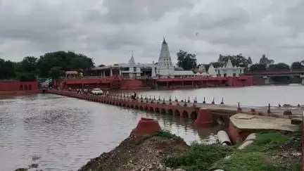 मंदसौर: कालाभाटा बांध का एक गेट खुलने से पशुपतिनाथ की शिवना नदी का जलस्तर बढ़ा