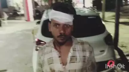 अतरौली: कस्बा छर्रा में फल विक्रेता के साथ मामूली कहासुनी पर अज्ञात युवकों ने की मारपीट, पीड़ित पहुंचा थाने