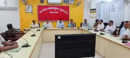 मुरादाबाद: कमिश्नर मुरादाबाद की अध्यक्षता में मुरादाबाद मंडल के विकास कार्यों की समीक्षा आयोजित