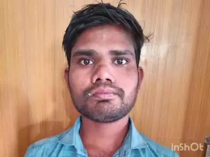 कुरूद: कचना अस्पताल रोड के नीचे एक युवक से 30 पौवा शराब जब्त, चौकी बिरेझर पुलिस ने आरोपी को भेजा जेल