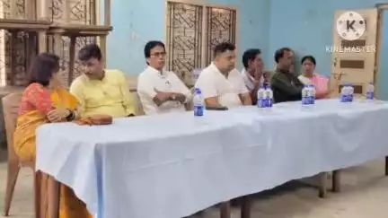 বাঁকুড়া ২: আজ বাঁকুড়ায় বাঁকুড়া বিধানসভা এলাকার পথশ্রী প্রকল্পের সূচনা কে কেন্দ্র করে একটি কর্মসূচি অনুষ্ঠিত করা হলো