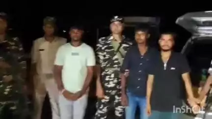 मधवापुर: SSB कैम्प व पुलिस की संयुक्त कार्रवाई में 1140 बोतल शराब के साथ 3 धंधेबाज गिरफ्तार