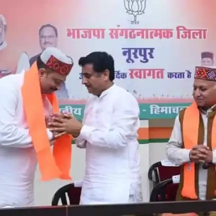 नूरपुर: जिला कार्यालय में समीक्षा बैठक का आयोजन, तीनों मंडलों के पदाधिकारी और कांगड़ा चंबा विस्तारक राजपाल रहे मौजूद