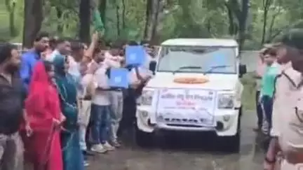 मानपुर: बांधवगढ़ टाइगर रिजर्व में पशु टीकाकरण अभियान, 80 गांवों के 20 हजार मवेशियों को लगेगा टीका
