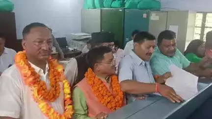 चमोली: त्रिस्तरीय पंचायत चुनाव के लिए तीसरे दिन हुए 1561 नामांकन, प्रत्याशियों ने निकाली रैली