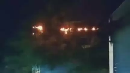 सवायजपुर: पहले विद्युत उपकेंद्र की मशीनों में खराबी और अब जली विद्युत लाइन, पाली कस्बे में बिजली आपूर्ति ठप, मचा हाहाकार